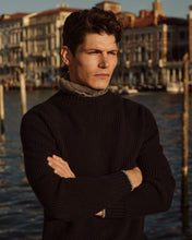 Load image into Gallery viewer, N.Peal Men's Chunky Rib Cashmere Jumper Navy Blue