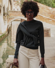 Load image into Gallery viewer, N.Peal Women's Funnel Neck Cashmere Jumper Grigio Blue