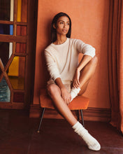 Load image into Gallery viewer, N.Peal Women's Dip Dye Round Neck Cashmere Jumper Almond White