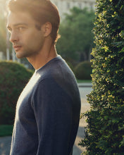Load image into Gallery viewer, N.Peal Men's Oxford Round Neck Cashmere Jumper Light Denim Blue
