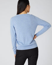 Load image into Gallery viewer, N.Peal Women's Phoebe V Neck Cashmere Jumper Cornflower Blue