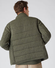 Load image into Gallery viewer, N.Peal Men's The Mall Quilted Cashmere Gilet Moss Green