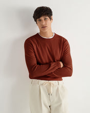 Load image into Gallery viewer, N.Peal Men's Oxford Round Neck Cashmere Jumper Spice Orange