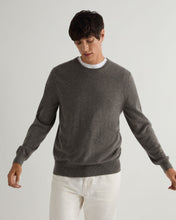 Load image into Gallery viewer, N.Peal Men's Oxford Round Neck Cashmere Jumper Wood Smoke Brown