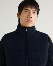 Load image into Gallery viewer, N.Peal Men's Vermont Fur Lined Gilet Navy Blue Melange