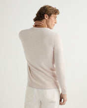 Load image into Gallery viewer, N.Peal Men's Shoreditch Round Neck Cashmere Jumper Frost White