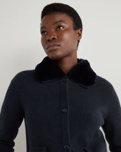Load image into Gallery viewer, N.Peal Women's Herringbone Cashmere Jacket with Fur Trim Navy Blue