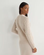 Load image into Gallery viewer, N.Peal Women's Adelyn Cable Round Neck Cashmere Jumper Ecru White