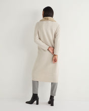 Load image into Gallery viewer, N.Peal Women's Herringbone Cashmere Coat With Fur Trim Sand Brown