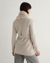 Load image into Gallery viewer, N.Peal Women's Lola Herringbone Cashmere Gilet With Fur Trim Sand Brown