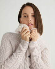 Load image into Gallery viewer, N.Peal Women's Myla Fur Collar Cashmere Cardigan Frost White