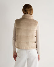 Load image into Gallery viewer, N.Peal Women's Reversible Rex Gilet Sand Brown