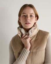 Load image into Gallery viewer, N.Peal Women's Reversible Rex Gilet Sand Brown