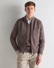 Load image into Gallery viewer, N.Peal Men's Shaftesbury Suede Trim Cashmere Gilet Otter Brown
