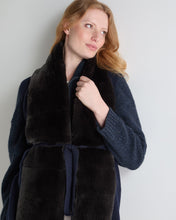 Load image into Gallery viewer, N.Peal Women's Lola Fur Placket Cashmere Gilet Navy Blue