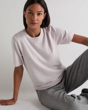 Load image into Gallery viewer, N.Peal Women's Milly Classic Cashmere T-Shirt Chalk Pink