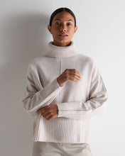 Load image into Gallery viewer, N.Peal Women's Mollie Metal Roll Neck Cashmere Jumper Frost White