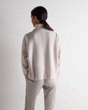 Load image into Gallery viewer, N.Peal Women's Mollie Metal Roll Neck Cashmere Jumper Frost White