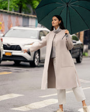 Load image into Gallery viewer, N.Peal Women's Jacquard Roll Neck Cashmere Jumper Fumo Grey