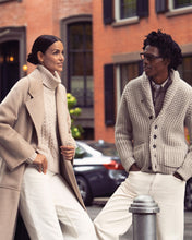 Load image into Gallery viewer, N.Peal Men's Textured Kensington Cashmere Cardigan Sand Brown