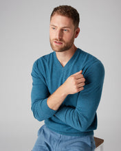 Load image into Gallery viewer, N.Peal Men's The Burlington V Neck Cashmere Jumper Blue Wave