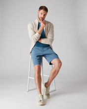 Load image into Gallery viewer, N.Peal Men's The Burlington V Neck Cashmere Jumper Blue Wave