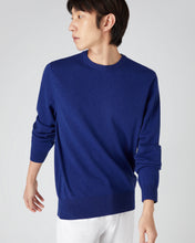 Load image into Gallery viewer, N.Peal Men's Oxford Round Neck Cashmere Jumper Sapphire Blue