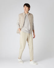 Load image into Gallery viewer, N.Peal Men's Shoreditch Round Neck Cashmere Jumper Pebble Grey