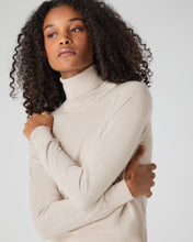 Load image into Gallery viewer, N.Peal Women's Margot Superfine Cashmere Roll Neck Jumper Sandstone Brown