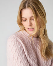 Load image into Gallery viewer, N.Peal Women's Emilia Cable Round Neck Cashmere Jumper Quartz Pink