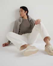 Load image into Gallery viewer, N.Peal Men's Oxford Round Neck Cashmere Jumper Vintage Khaki Green