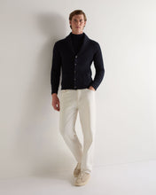 Load image into Gallery viewer, N.Peal Men's Fine Gauge Cashmere Turtle Neck Jumper Navy Blue
