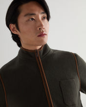 Load image into Gallery viewer, N.Peal Men's Shaftesbury Suede Trim Cashmere Gilet Arabica Khaki Green