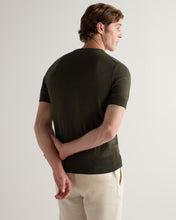 Load image into Gallery viewer, N.Peal Men's Newquay Cotton Cashmere T-Shirt Arabica Khaki Green