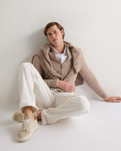 Load image into Gallery viewer, N.Peal Men's Contrast Cable Full Zip Cashmere Jumper Oatmeal Brown