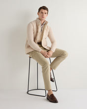 Load image into Gallery viewer, N.Peal Men's Cashmere Quilted Gilet Ecru White