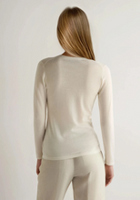 Load image into Gallery viewer, N.Peal Women's Mia Superfine Cashmere V Neck Cardigan New Ivory White