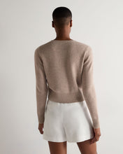 Load image into Gallery viewer, N.Peal Women's Chunky Crop Cashmere Cardigan Oatmeal Brown