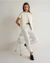 Load image into Gallery viewer, N.Peal Women's Ultra Lightweight Cotton Blend Gilet New Ivory White