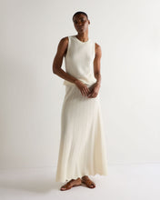 Load image into Gallery viewer, N.Peal Women's Chevron Stitch Cashmere Tank Top New Ivory White