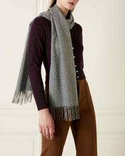Load image into Gallery viewer, Large Woven Cashmere Scarf Flannel Grey