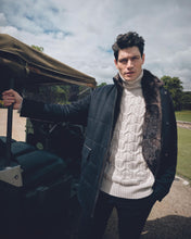 Load image into Gallery viewer, N.Peal Men&#39;s Textured Cable Roll Neck Cashmere Jumper Fumo Grey
