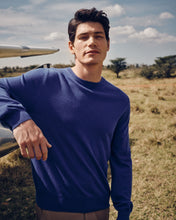 Load image into Gallery viewer, N.Peal Men&#39;s The Oxford Round Neck Cashmere Jumper Nile Blue
