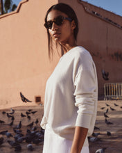 Load image into Gallery viewer, N.Peal Women&#39;s Metal Trim Round Neck Jumper Ivory White Sparkle
