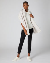 Load image into Gallery viewer, N.Peal Women's Cashmere Scarf With Fur Trim Snow Grey
