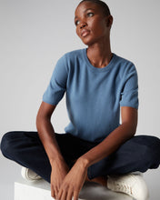 Load image into Gallery viewer, N.Peal Women&#39;s Round Neck Cashmere T Shirt Alpine Blue
