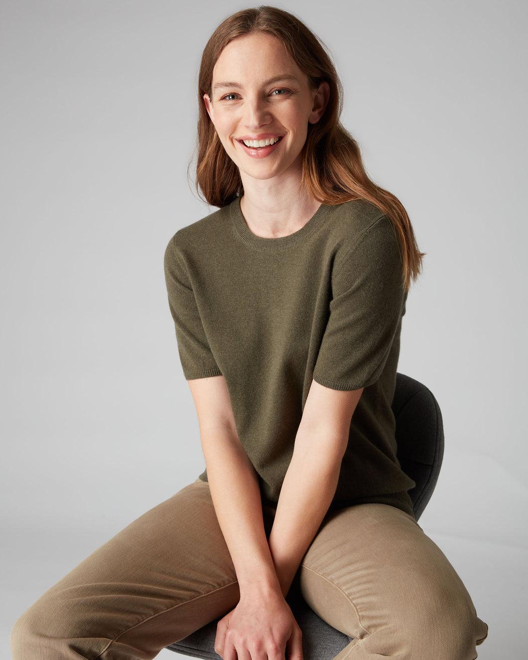 N.Peal Women's Round Neck Cashmere T Shirt Dark Olive Green