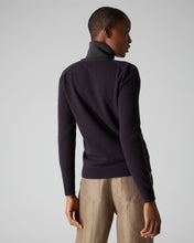 Load image into Gallery viewer, N.Peal Women&#39;s V Necked Cashmere Cardigan Dark Aubergine Purple
