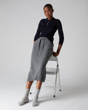Load image into Gallery viewer, N.Peal Women&#39;s Superfine Collared Rib Cashmere Jumper Navy Blue
