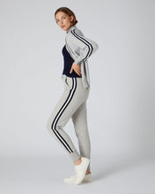 Load image into Gallery viewer, N.Peal Women&#39;s Stripe Sleeve Cashmere Jumper Fumo Grey

